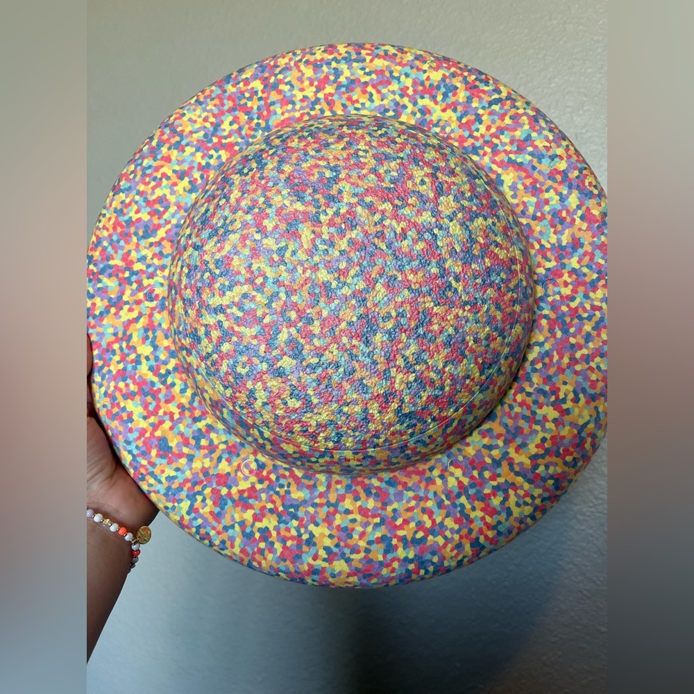 SOLD ON Marketplace Stapelstein Pastel Confetti Balance Board